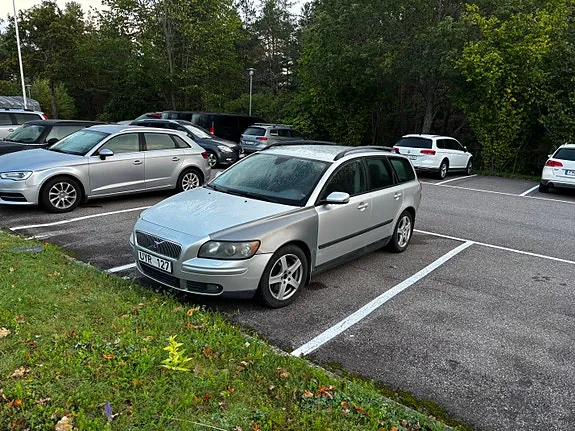 Volvo V50 2004 photo 2