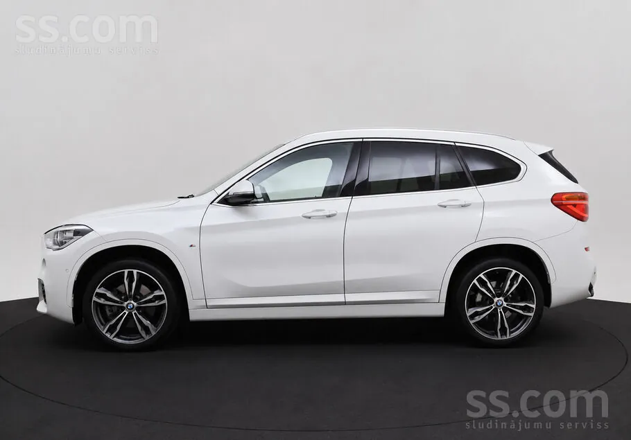 BMW X1 2019 photo 5