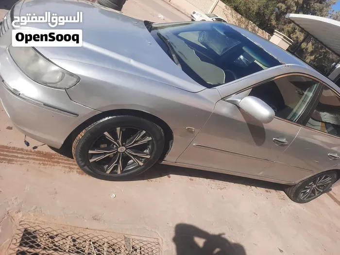 Hyundai Azera