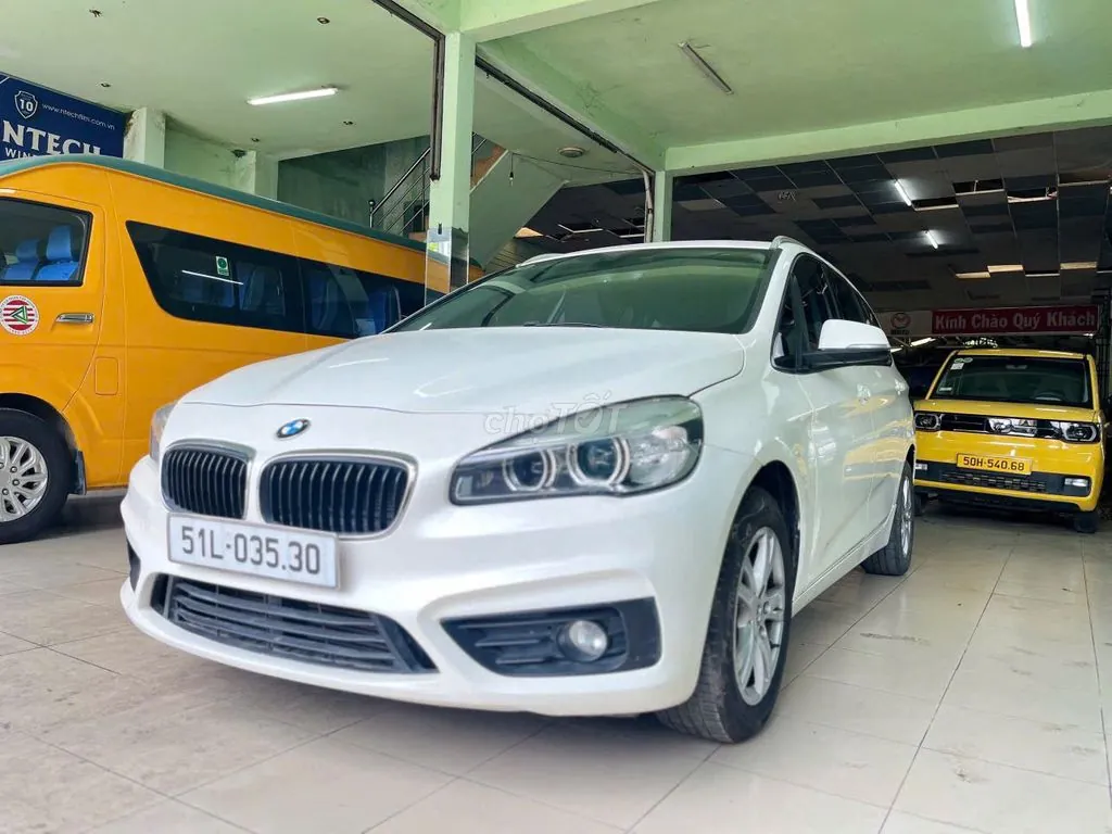BMW 218I 2016 photo 2