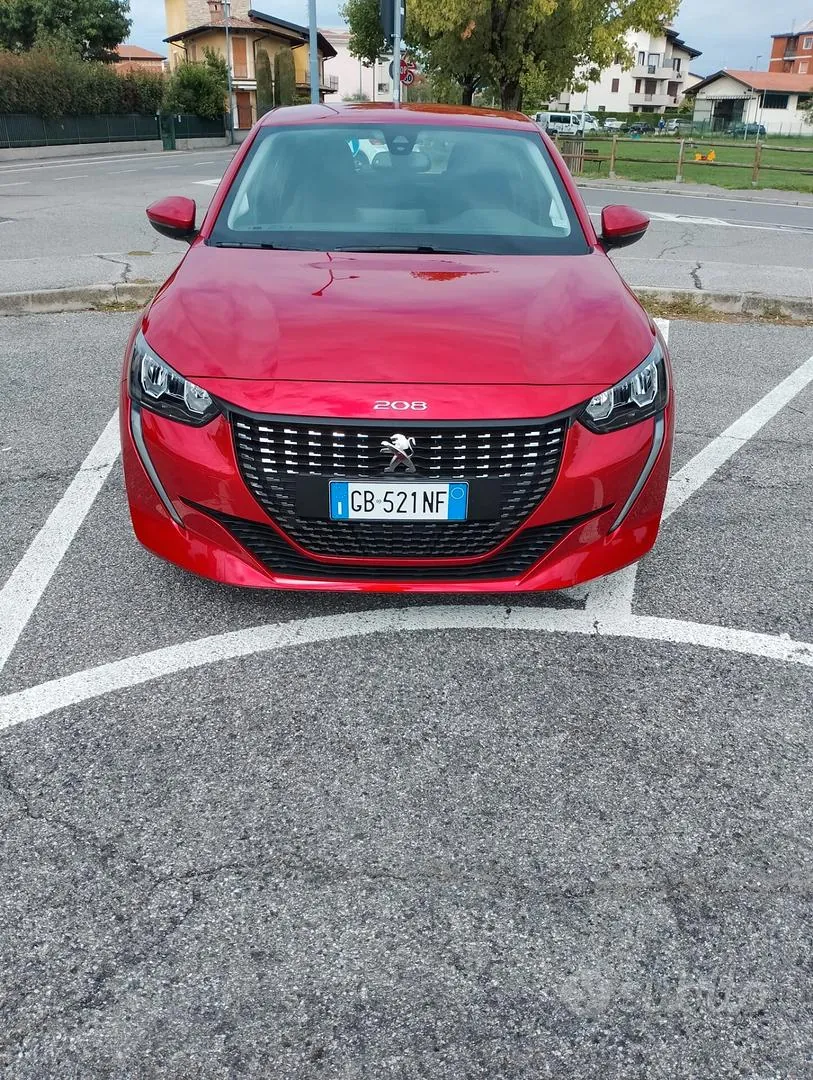 Peugeot 208 2020 photo 2