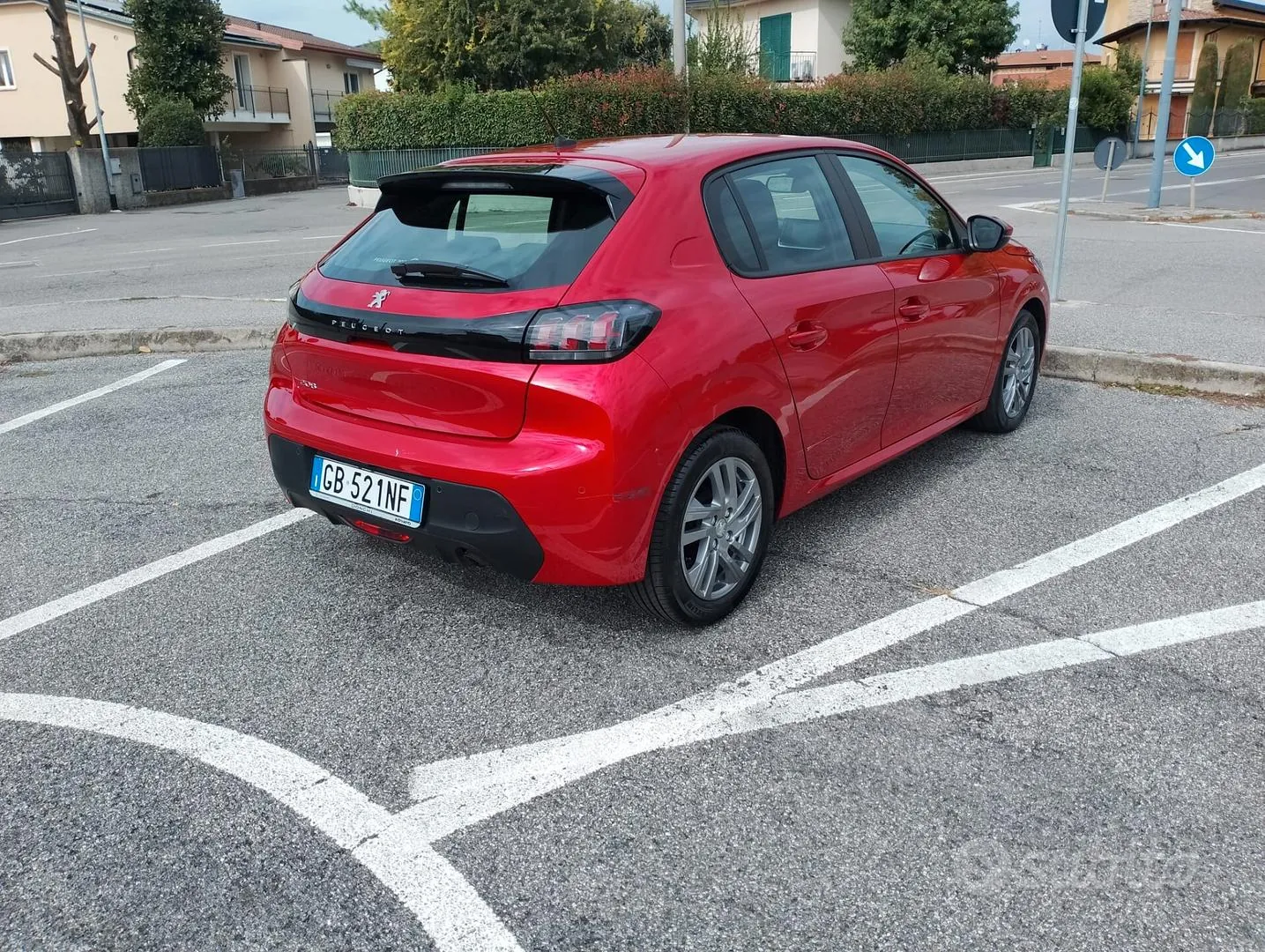 Peugeot 208 2020 photo 4