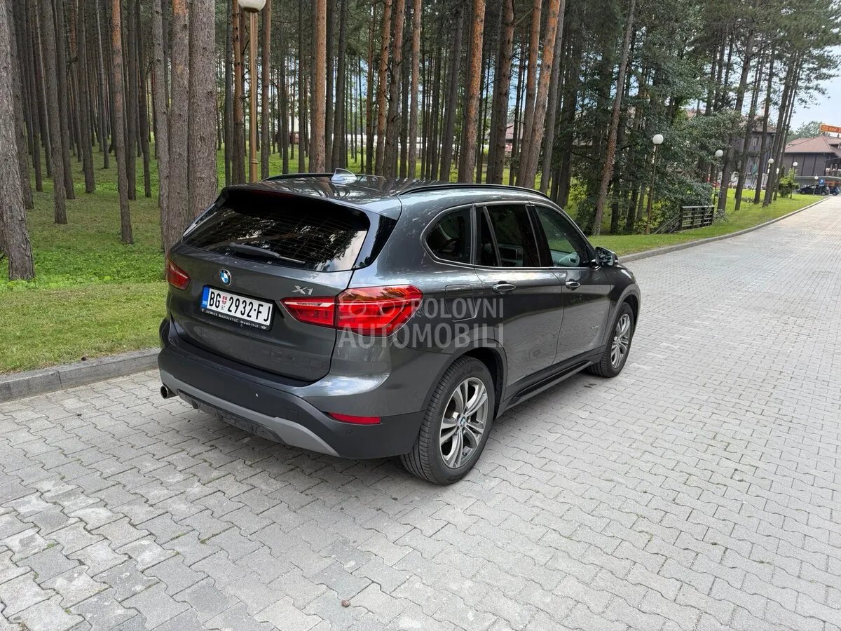 BMW X1 2016 photo 4