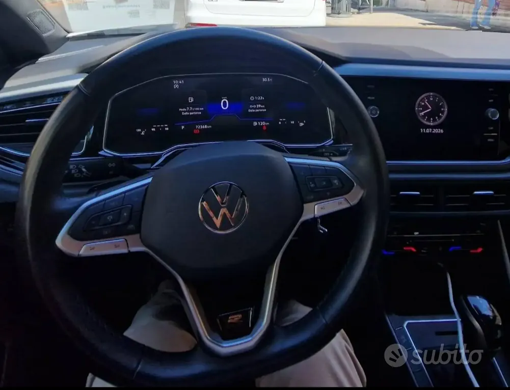Volkswagen Polo 2023 photo 4