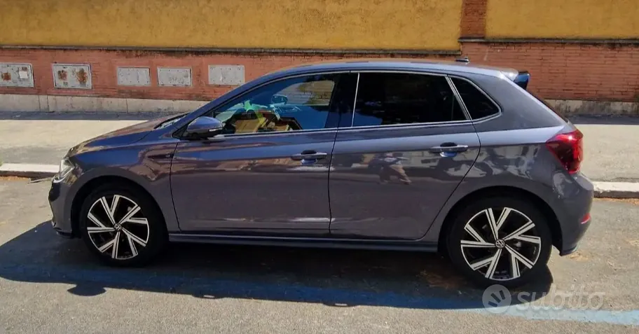 Volkswagen Polo 2023 photo 2