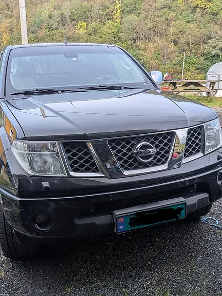 Nissan Navara 2007 photo 2