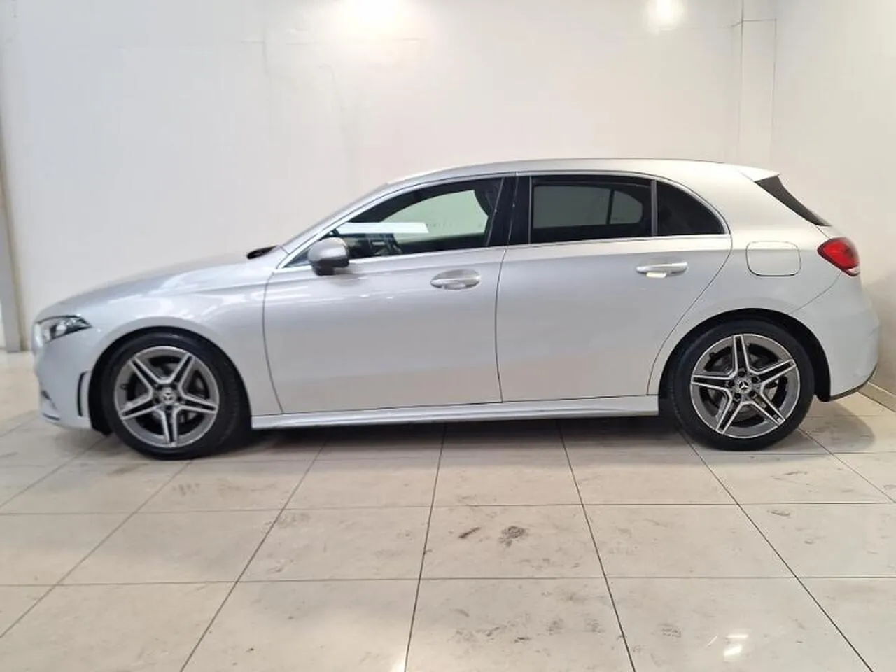 Mercedes-Benz A-Class 2019 photo 4