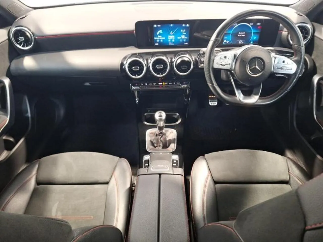 Mercedes-Benz A-Class 2019 photo 3