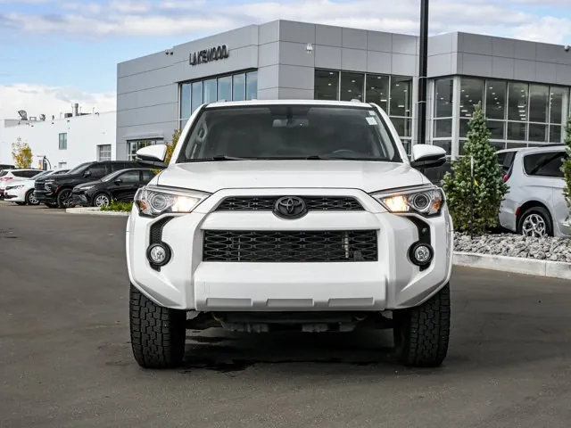 Toyota 4Runner 2016 photo 3