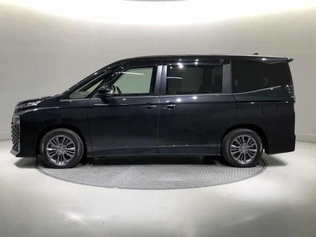 Toyota Volkswagen 2023 photo 3