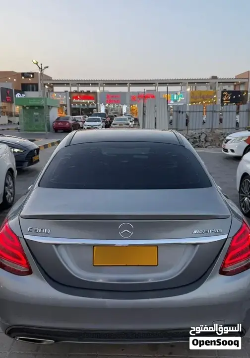 Mercedes-Benz C300 2015 photo 2