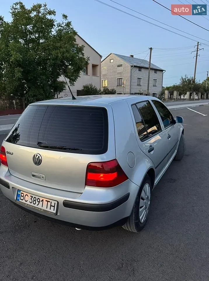 Volkswagen Golf 2000 photo 5