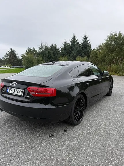 Audi A5 2010 photo 5