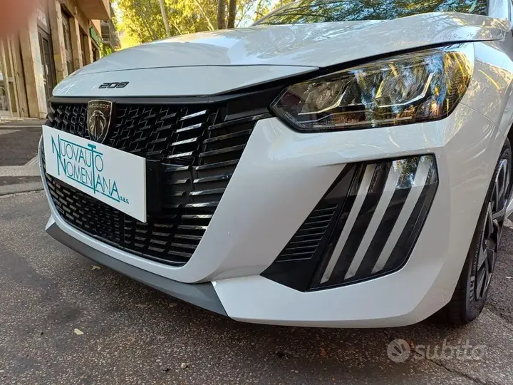 Peugeot 208 2026 photo 3