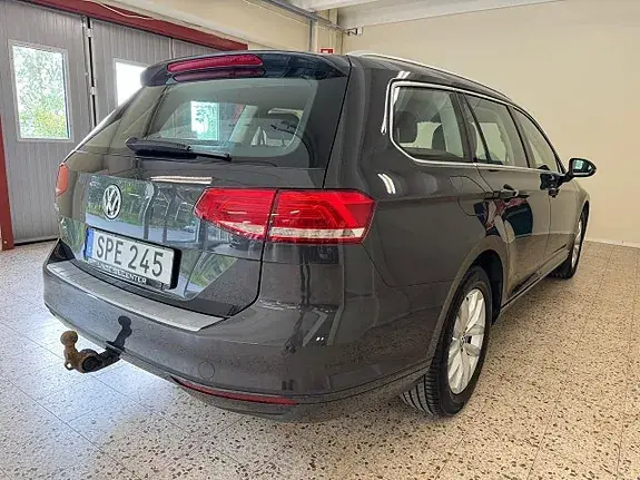 Volkswagen Passat 2018 photo 4