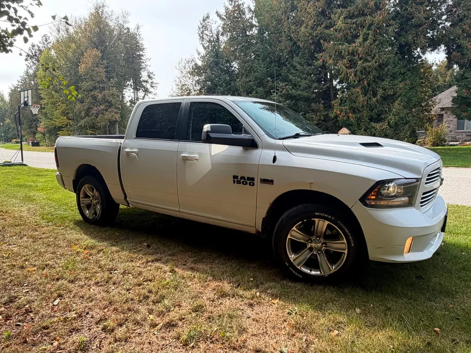 Dodge Ram Sport 2014 photo 3