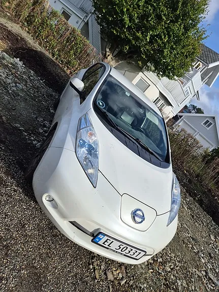 Nissan Leaf 2014 photo 4