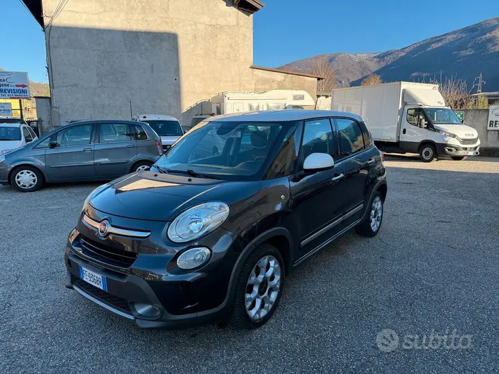 Fiat 500L 2016 photo 2