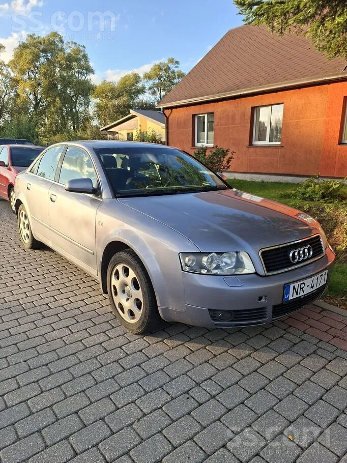 Audi A4 2004 photo 4