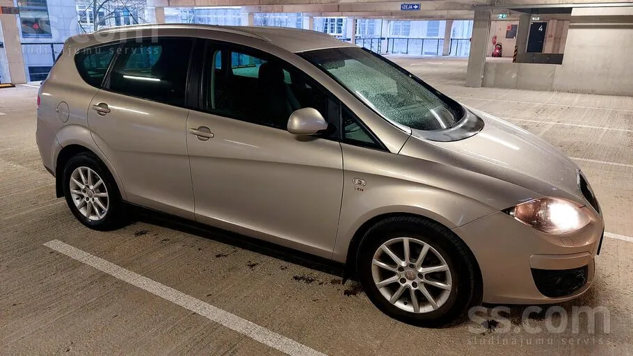 Seat Altea 2011 photo 4
