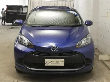Toyota Aqua 2023 photo 5