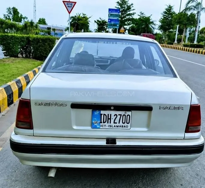 Daewoo Racer