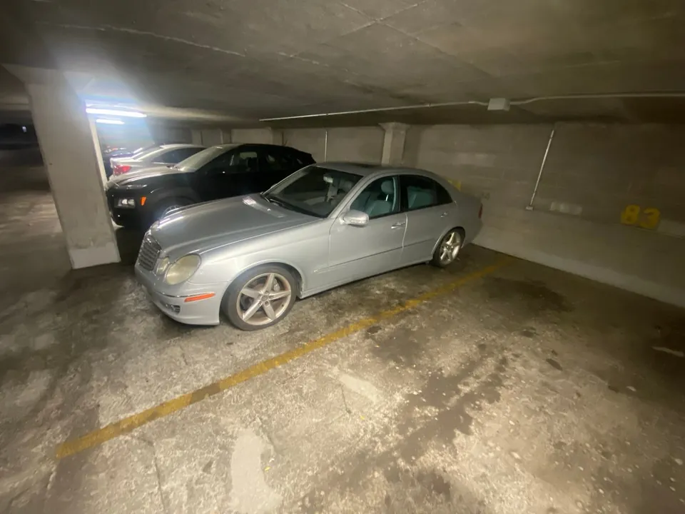 Mercedes-Benz E-Class 2007 photo 4