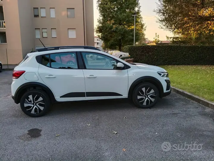 Dacia Sandero 2025 photo 3
