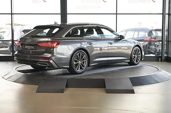 Audi A6 2021 photo 2
