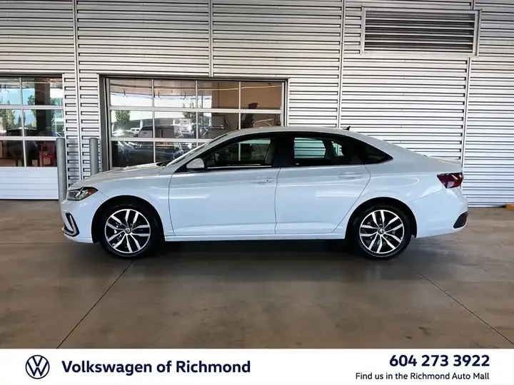 Volkswagen Jetta 2025 photo 4