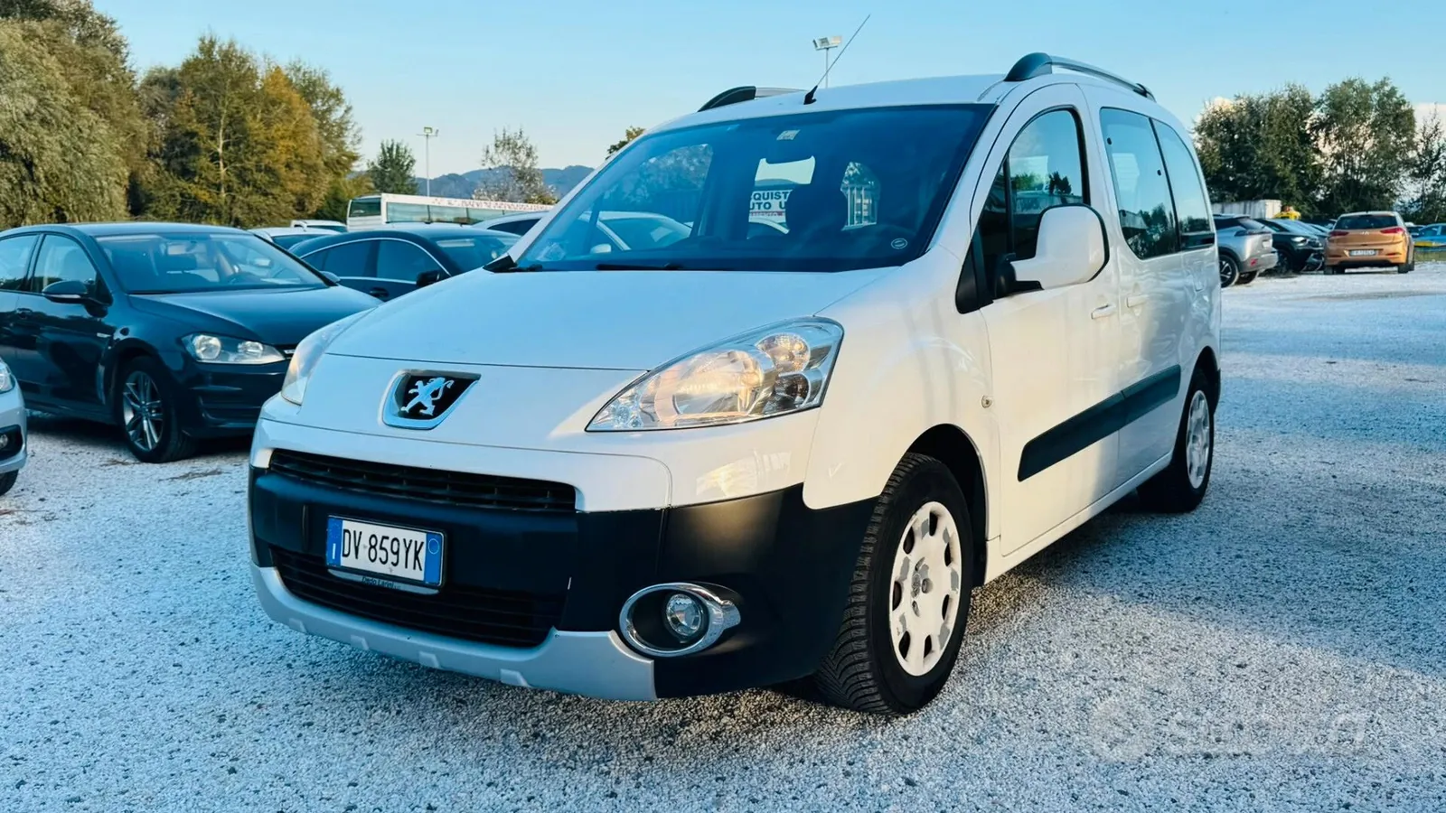 Peugeot Partner 2009 photo 2