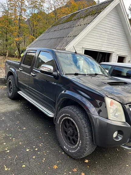 Isuzu D-Max 2011 photo 2