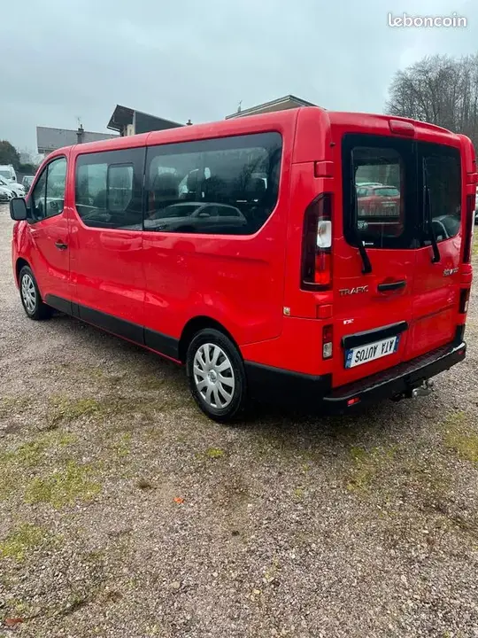 Renault Trafic 2015 photo 4