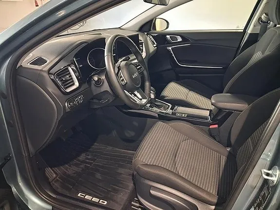 Kia Ceed 2024 photo 2