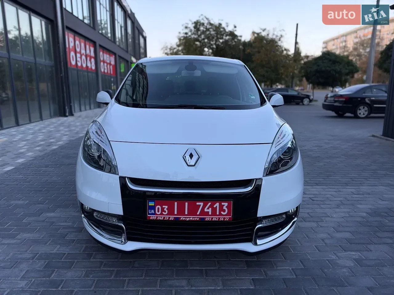 Renault Scenic 2013 photo 3