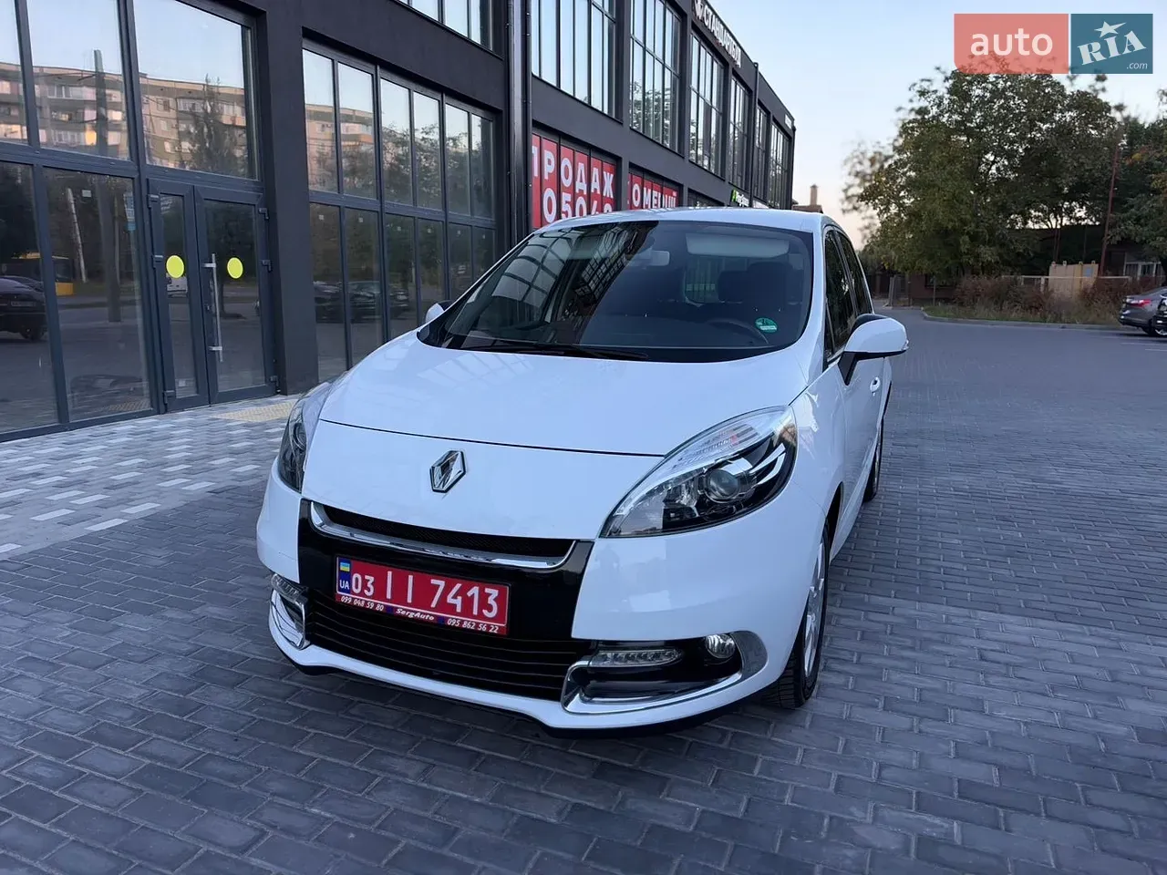 Renault Scenic 2013 photo 5