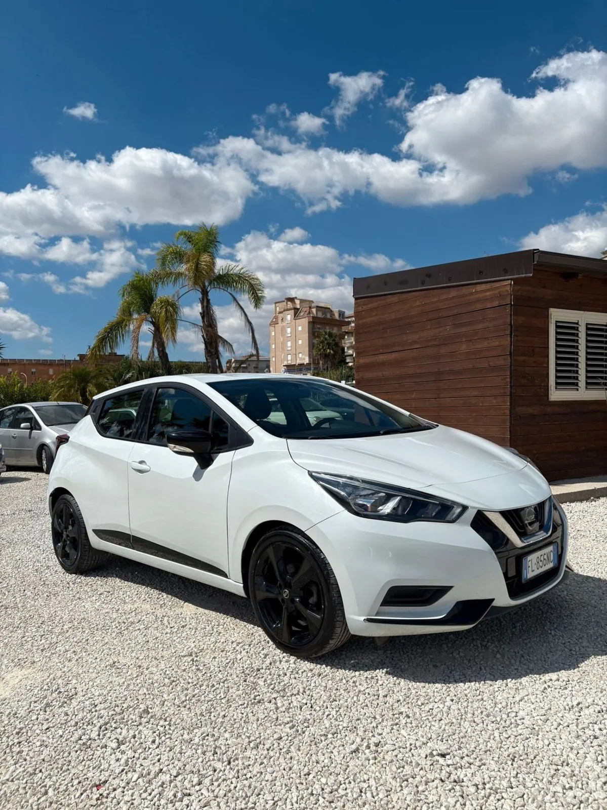 Nissan Micra 2018 photo 5