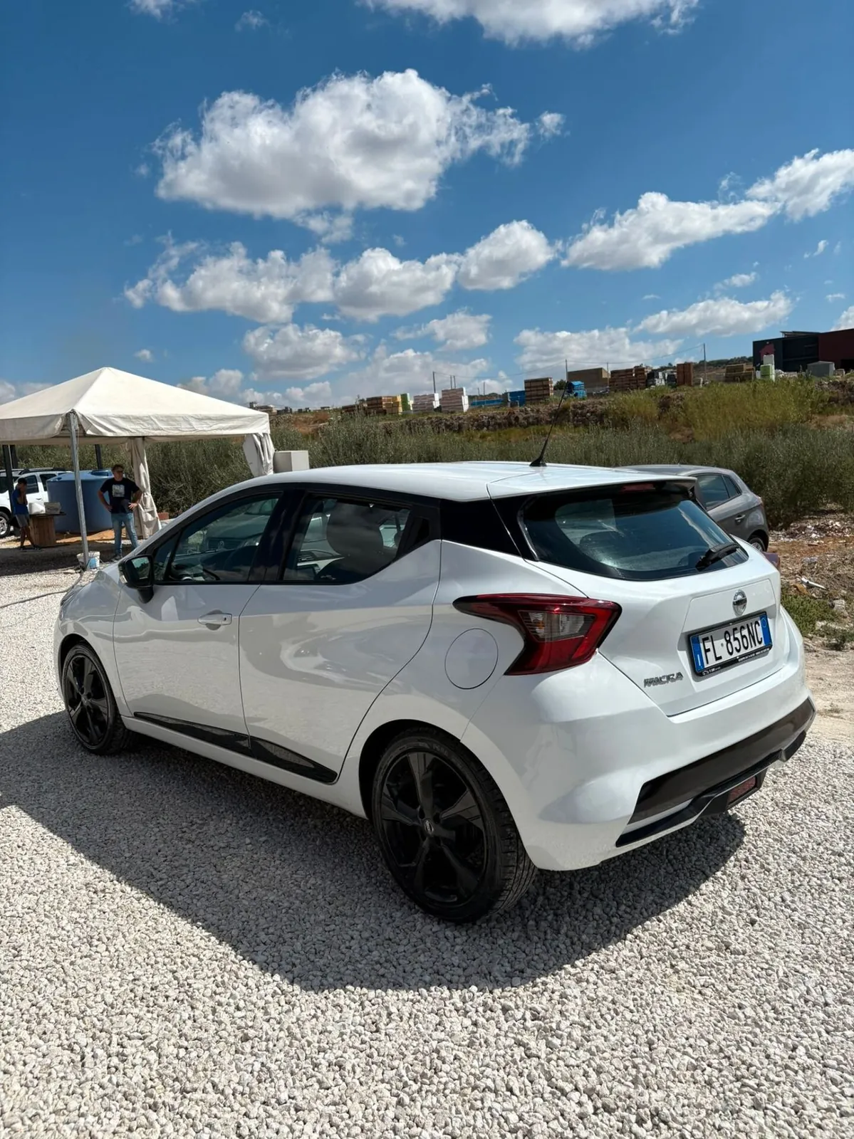 Nissan Micra 2018 photo 2