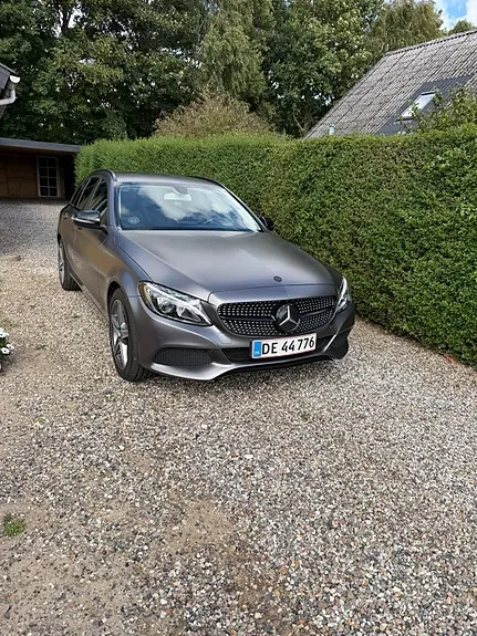 Mercedes-Benz 220 D 2017 photo 2