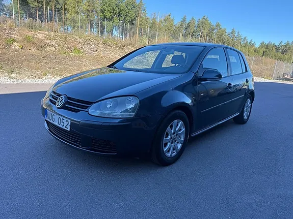 Volkswagen Golf 2004 photo 2