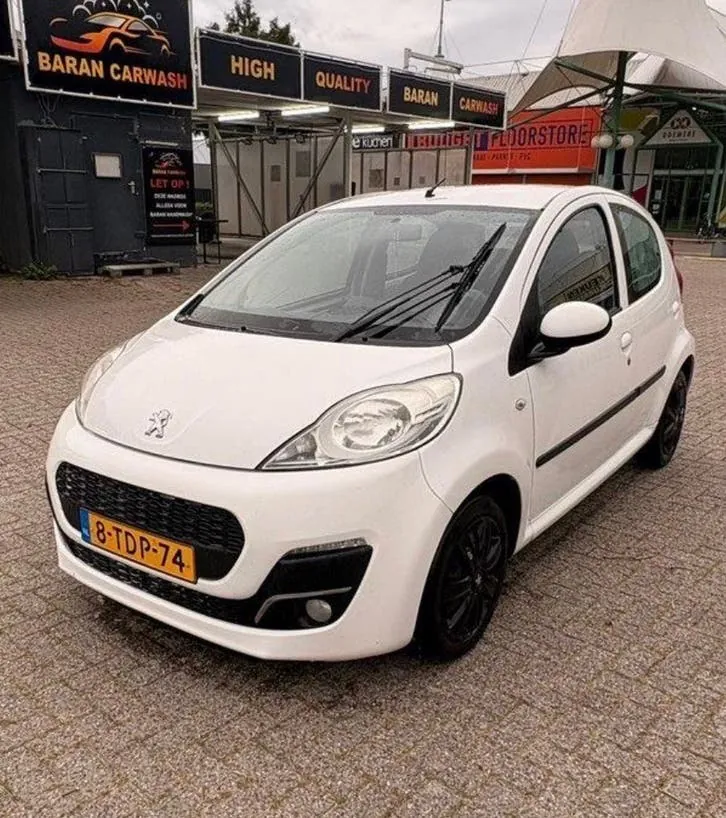 Peugeot 107