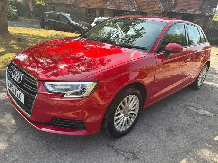 Audi A3 2018 photo 2