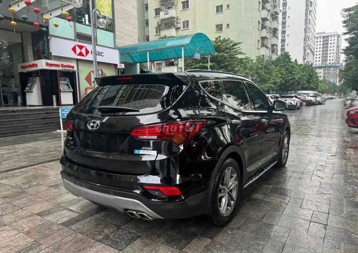 Hyundai Santa Fe 2018 photo 3