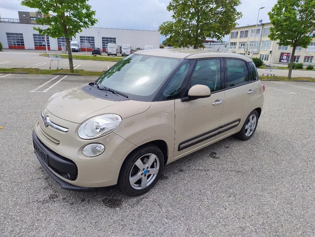 Fiat 500L 2015 photo 2