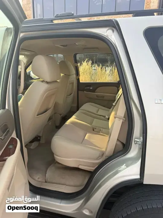 Chevrolet Tahoe 2014 photo 2