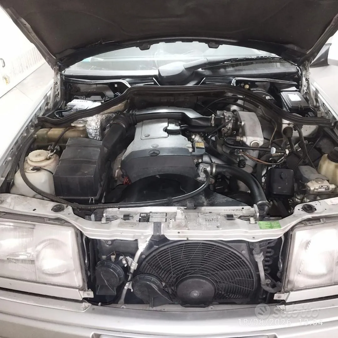 Mercedes-Benz 200 Te 1993 photo 4