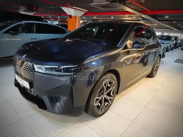 BMW Ix