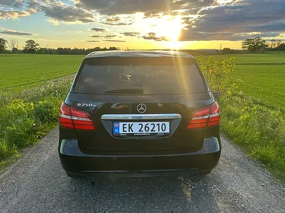 Mercedes-Benz B 250 2017 photo 5