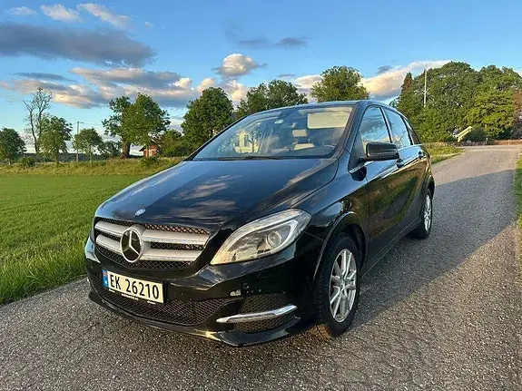 Mercedes-Benz B 250 2017 photo 3