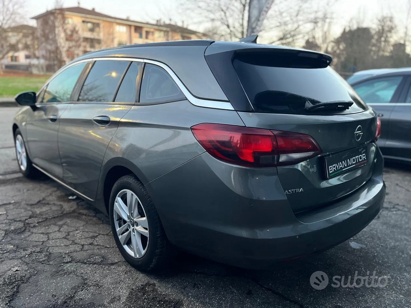 Opel Astra 2017 photo 2